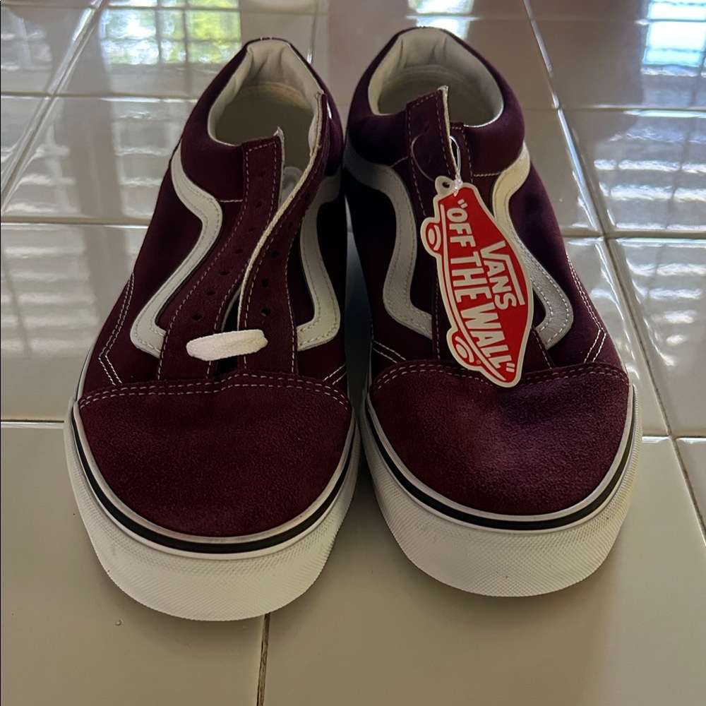 Vans men’s Maroon and White Sneakers